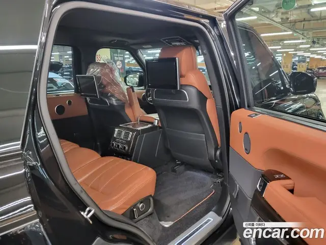 Land Rover Range Rover 2016 4.4 автомат (гидро), миниатюра 10 Land Rover Range Rover 2016 4.4 автомат (гидро), миниатюра 10