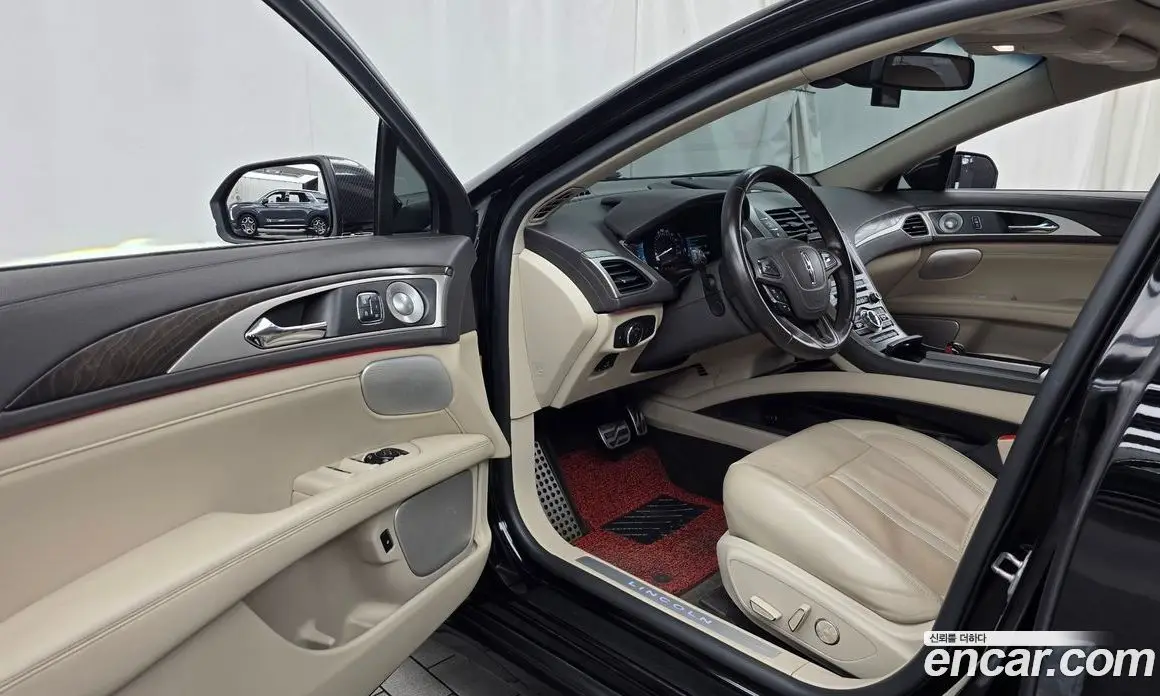 Lincoln MKZ 2017 2.0 автомат (гидро), фото 10 Lincoln MKZ 2017 2.0 автомат (гидро), фото 10