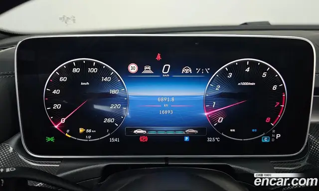 Mercedes-Benz C-Class 2024 2.0 автомат (гидро), миниатюра 8 Mercedes-Benz C-Class 2024 2.0 автомат (гидро), миниатюра 8