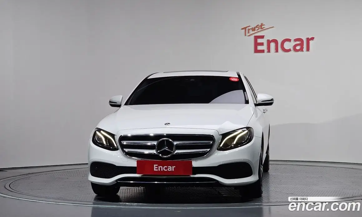 Mercedes-Benz E-Class 2018 2.0 автомат (гидро), фото 3 Mercedes-Benz E-Class 2018 2.0 автомат (гидро), фото 3