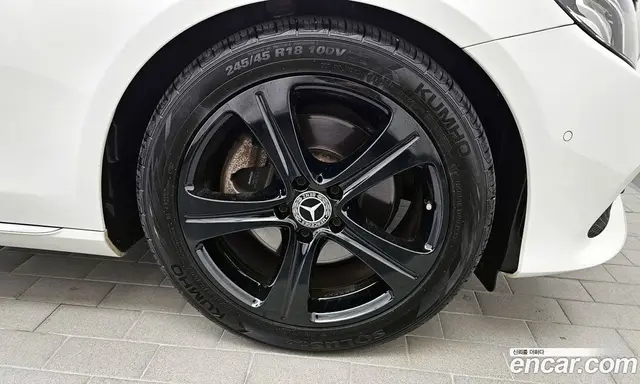 Mercedes-Benz E-Class 2018 2.0 автомат (гидро), миниатюра 5 Mercedes-Benz E-Class 2018 2.0 автомат (гидро), миниатюра 5