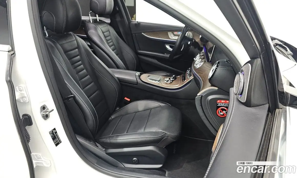 Mercedes-Benz E-Class 2022 2.0 автомат (гидро), фото 12