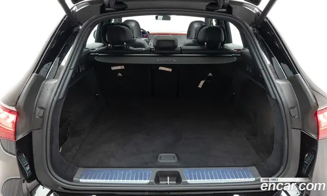 Mercedes-Benz EQE 2025 0.3 автомат (гидро), миниатюра 11