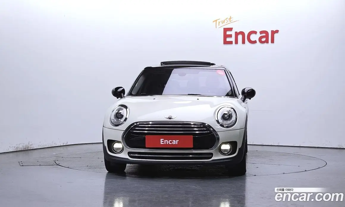 Mini Clubman 2016 2.0 автомат (гидро), фото 1 Mini Clubman 2016 2.0 автомат (гидро), фото 1