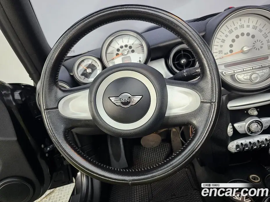 Mini Cooper Convertible 2010 1.6 автомат (гидро), фото 17