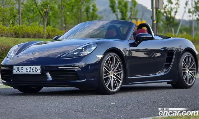 Porsche 718, 2017, 46 800 км