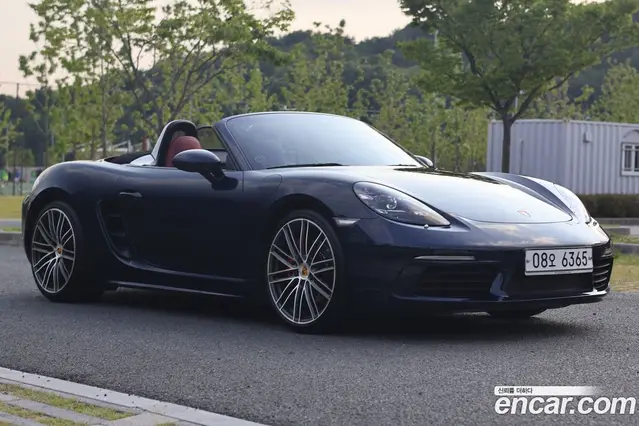 Porsche 718 2017 2.5 автомат (гидро), миниатюра 2