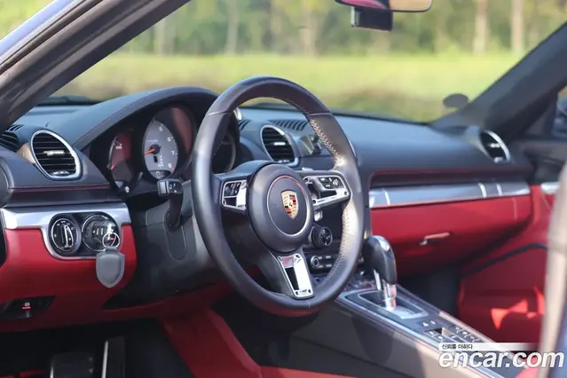 Porsche 718 2017 2.5 автомат (гидро), миниатюра 9
