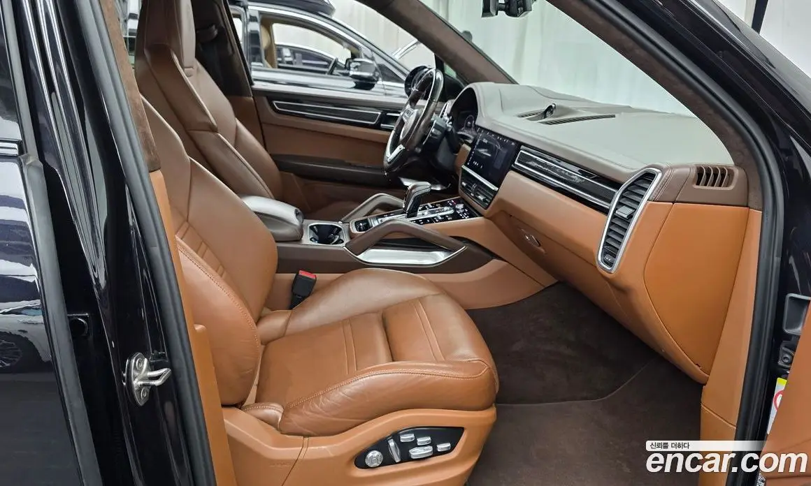 Porsche Cayenne 2020 4.0 автомат (гидро), фото 11 Porsche Cayenne 2020 4.0 автомат (гидро), фото 11