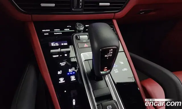 Porsche Cayenne 2023 3.0 автомат (гидро), миниатюра 9