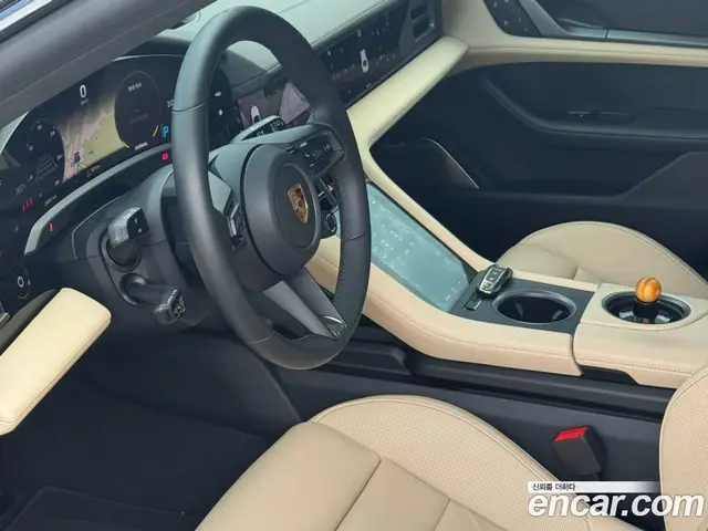 Porsche Taycan 2023 0.1 автомат (гидро), миниатюра 12