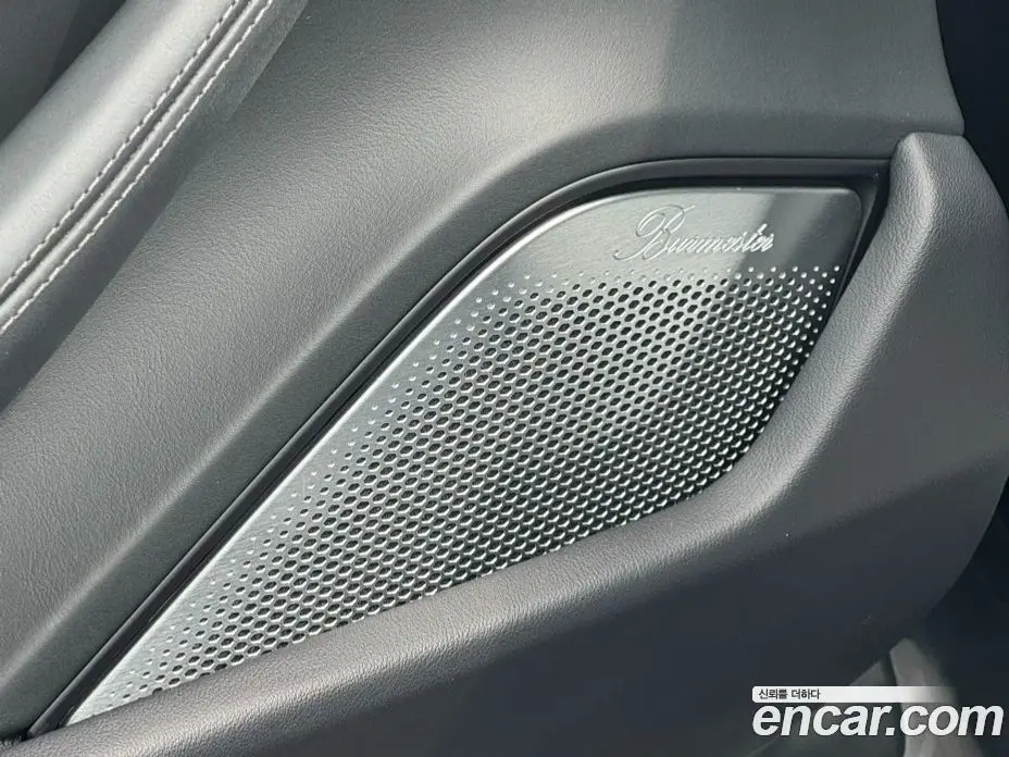 Porsche Taycan 2023 0.1 автомат (гидро), фото 15