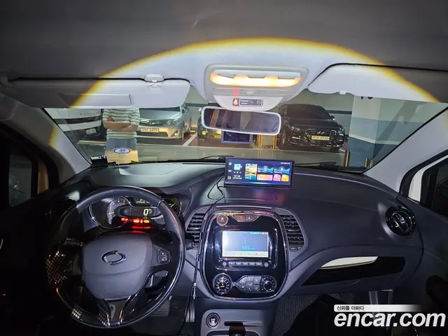 Renault (Samsung) QM3 2015 1.5 автомат (гидро), миниатюра 4 Renault (Samsung) QM3 2015 1.5 автомат (гидро), миниатюра 4