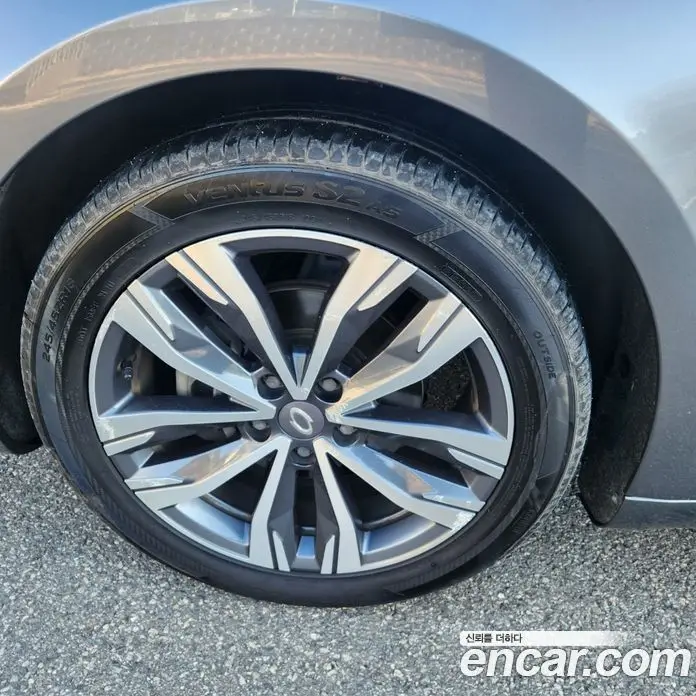 Renault (Samsung) SM6 2020 1.3 автомат (гидро), фото 5 Renault (Samsung) SM6 2020 1.3 автомат (гидро), фото 5