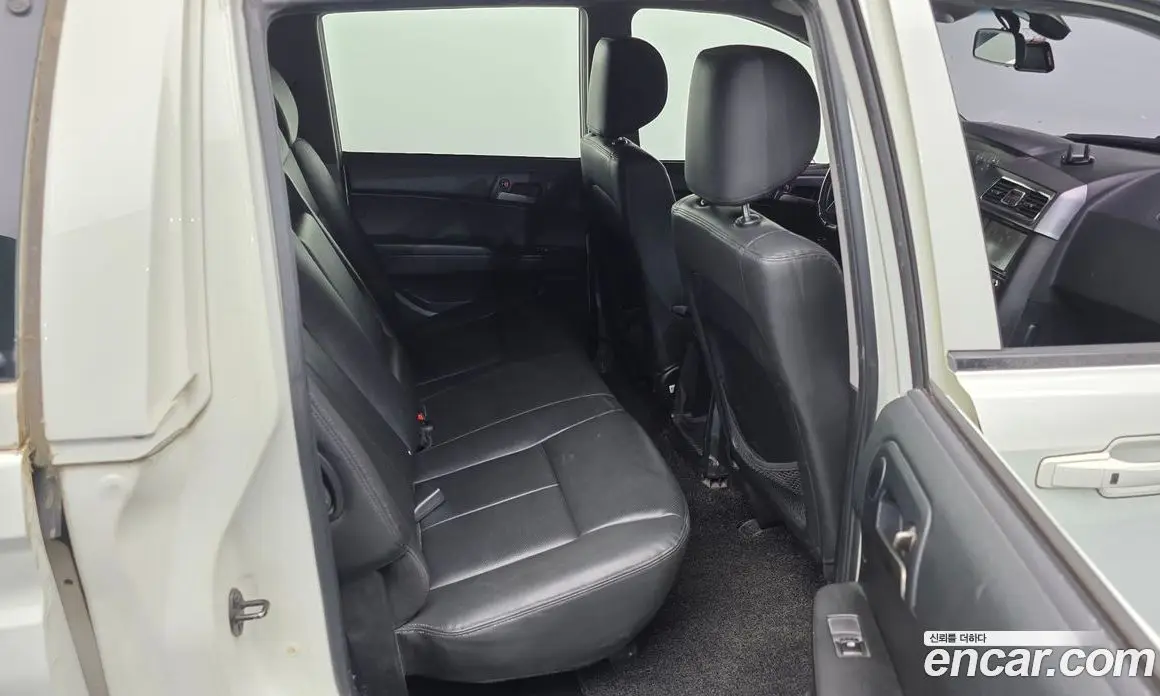 SsangYong Korando 2016 2.0 автомат (гидро), фото 12