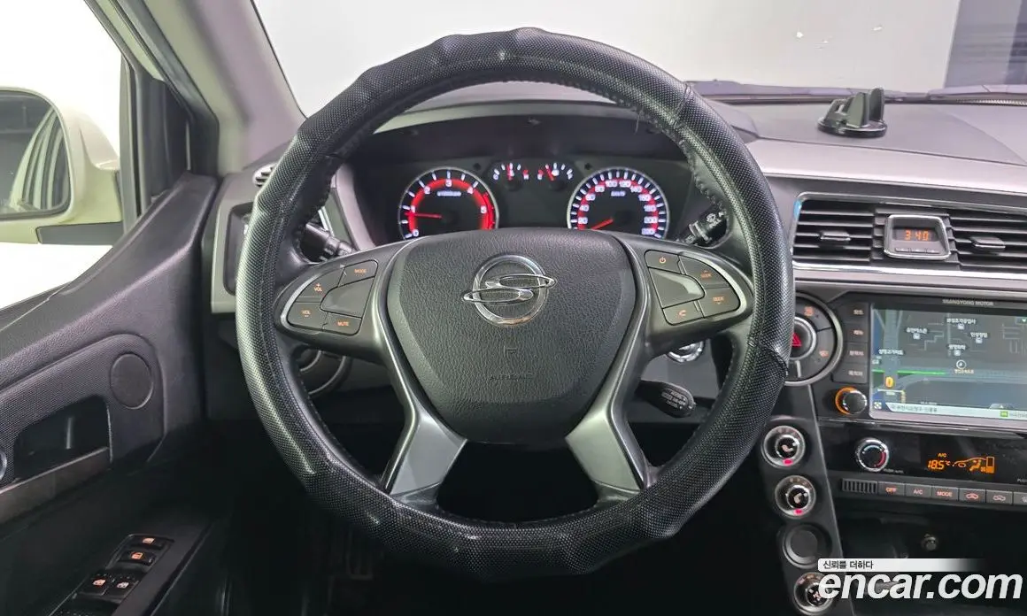 SsangYong Korando 2016 2.0 автомат (гидро), фото 13