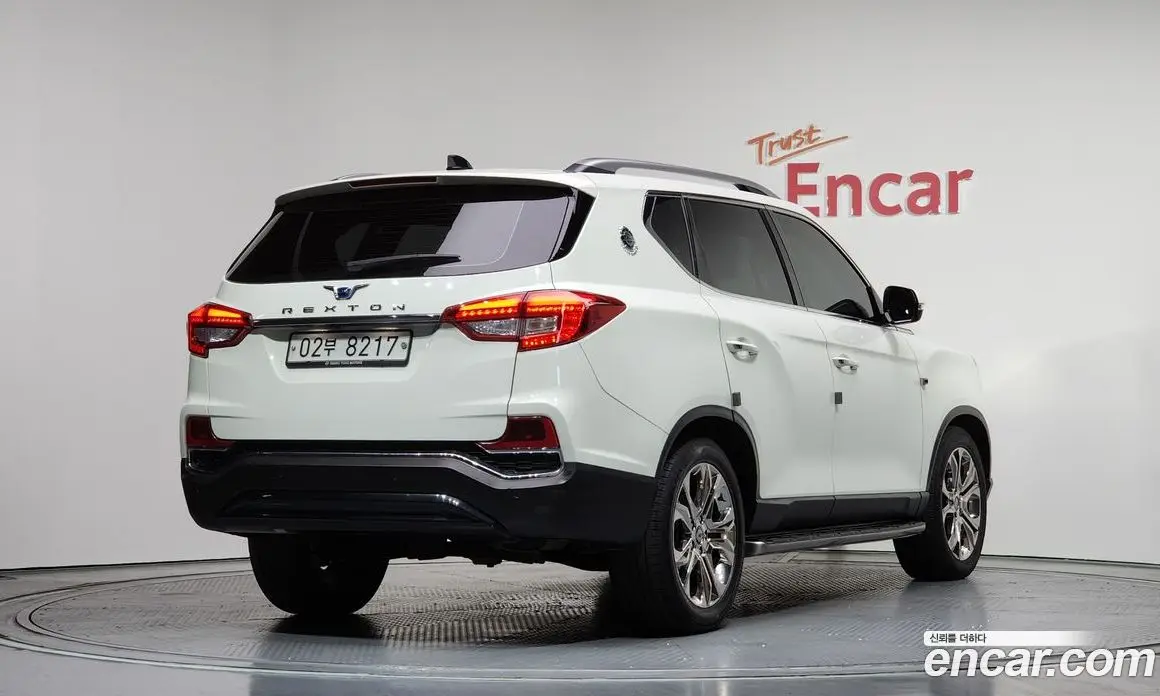 SsangYong Rexton 2018 2.2 автомат (гидро), фото 2 SsangYong Rexton 2018 2.2 автомат (гидро), фото 2