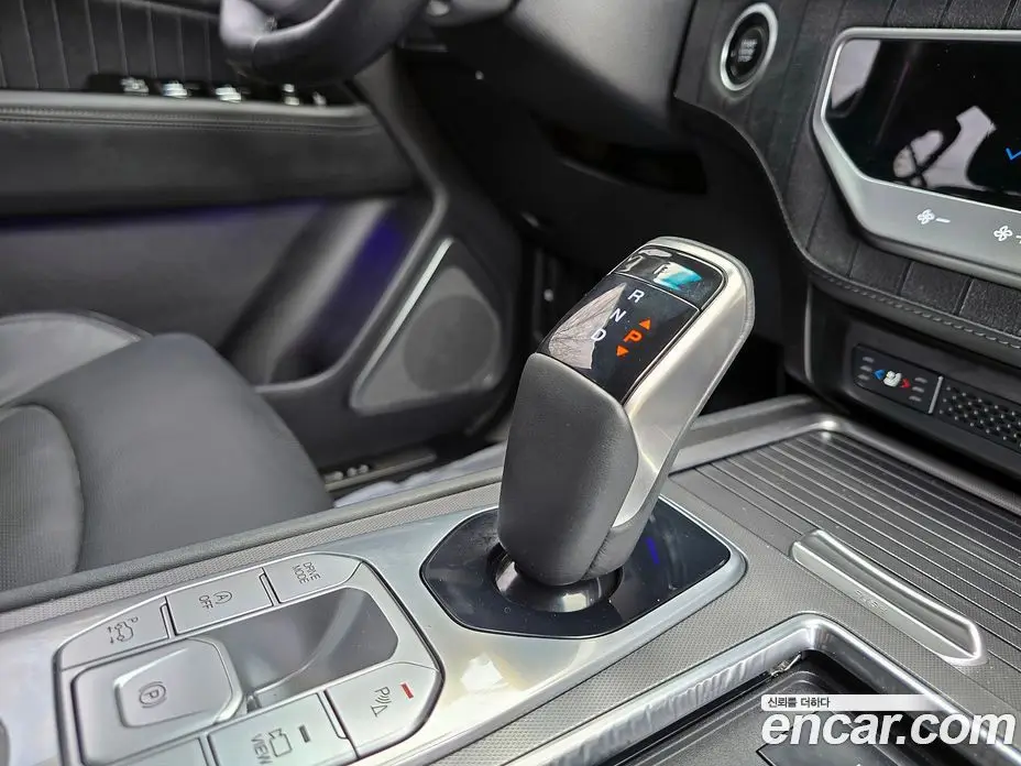 SsangYong Rexton 2023 2.2 автомат (гидро), фото 12