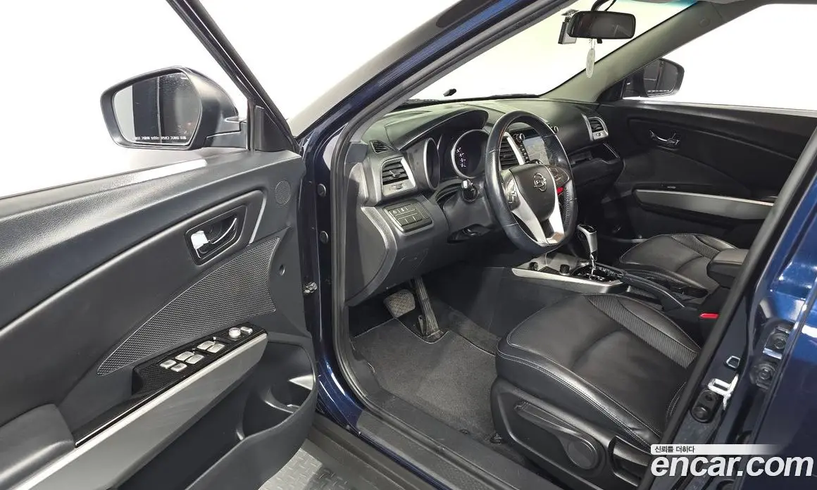 SsangYong TIBOLI 2015 1.6 автомат (гидро), фото 10 SsangYong TIBOLI 2015 1.6 автомат (гидро), фото 10
