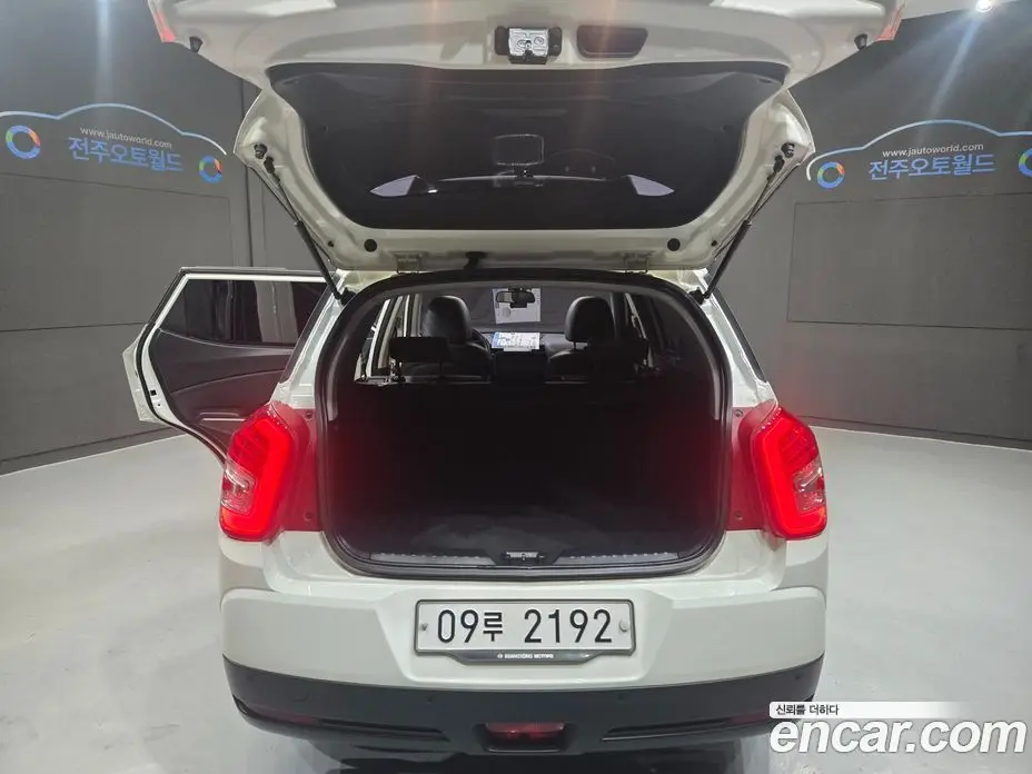 SsangYong TIBOLI 2016 1.6 автомат (гидро), фото 18