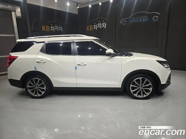SsangYong TIBOLI 2016 1.6 автомат (гидро), миниатюра 8