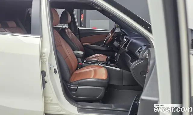 SsangYong TIBOLI 2017 1.6 автомат (гидро), миниатюра 11