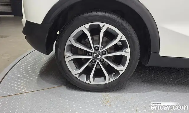 SsangYong TIBOLI 2017 1.6 автомат (гидро), миниатюра 5