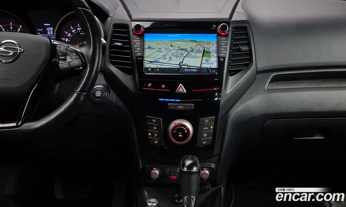 SsangYong TIBOLI 2018 1.6 автомат (гидро), фото 12