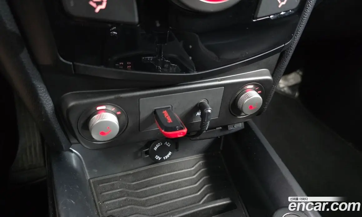SsangYong TIBOLI 2018 1.6 автомат (гидро), фото 17