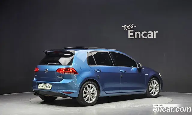 Volkswagen Golf 2015 2.0 автомат (гидро), миниатюра 2