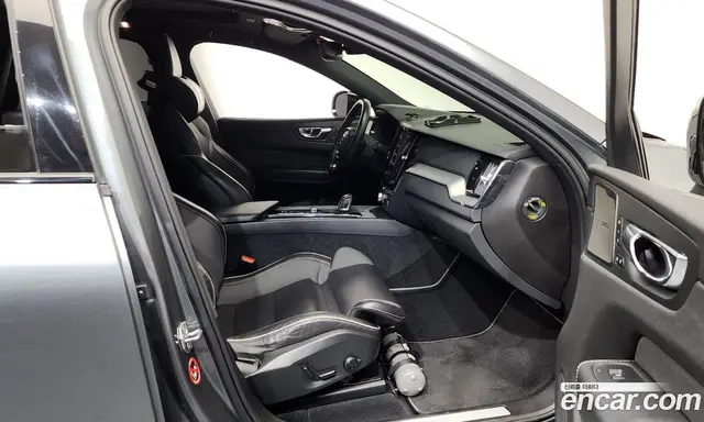 Volvo XC60 2020 2.0 автомат (гидро), миниатюра 11