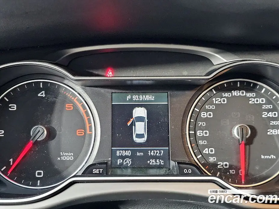 Audi A4 2014 2.0 автомат (гидро), фото 7