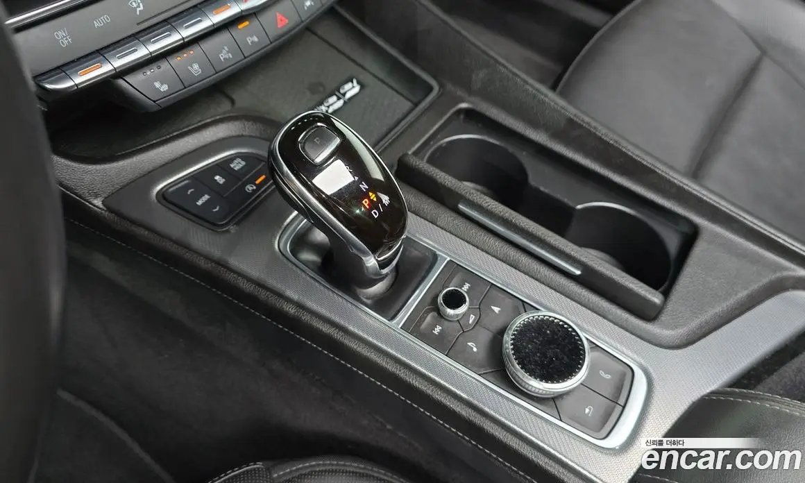 Cadillac CT5 2021 2.0 автомат (гидро), фото 9 Cadillac CT5 2021 2.0 автомат (гидро), фото 9