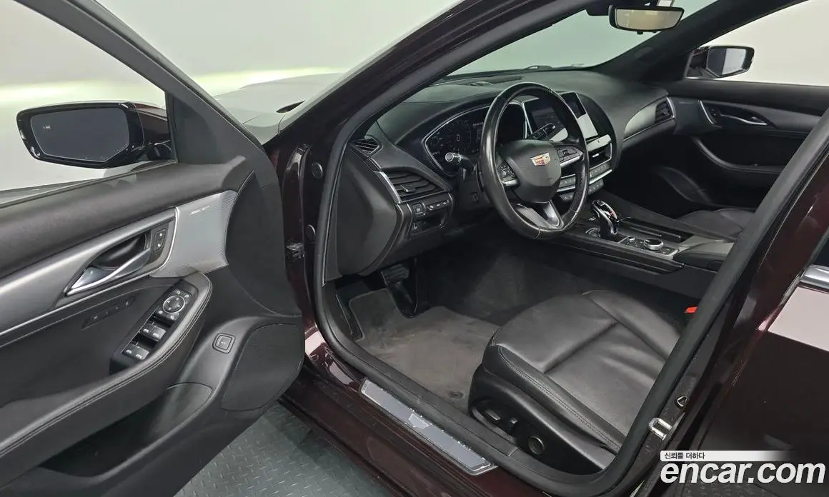 Cadillac CT5 2021 2.0 автомат (гидро), фото 10 Cadillac CT5 2021 2.0 автомат (гидро), фото 10