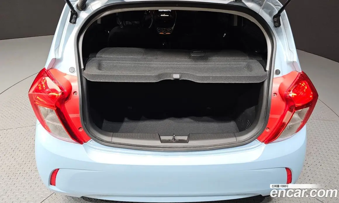 Chevrolet Spark 2015 1.0 автомат (гидро), фото 20 Chevrolet Spark 2015 1.0 автомат (гидро), фото 20