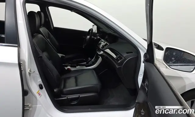 Honda Accord 2015 2.4 автомат (гидро), миниатюра 11 Honda Accord 2015 2.4 автомат (гидро), миниатюра 11