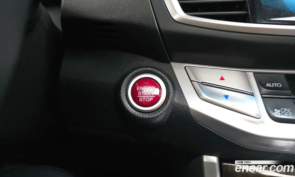 Honda Accord 2015 2.4 автомат (гидро), фото 16 Honda Accord 2015 2.4 автомат (гидро), фото 16