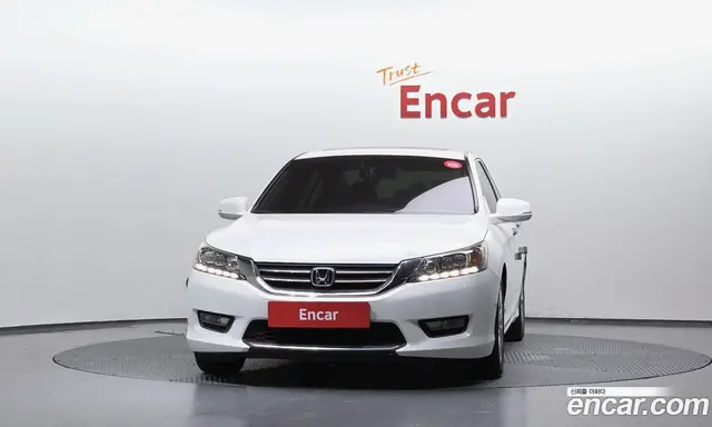 Honda Accord 2015 2.4 автомат (гидро), миниатюра 3 Honda Accord 2015 2.4 автомат (гидро), миниатюра 3