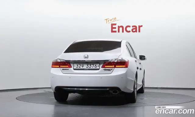 Honda Accord 2015 2.4 автомат (гидро), миниатюра 4 Honda Accord 2015 2.4 автомат (гидро), миниатюра 4