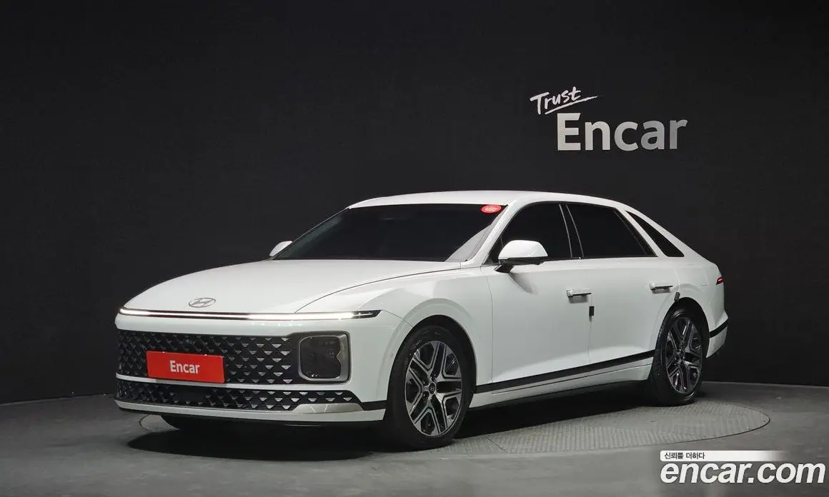 Hyundai Grandeur 2023 1.6 автомат (гидро), фото 1 Hyundai Grandeur 2023 1.6 автомат (гидро), фото 1