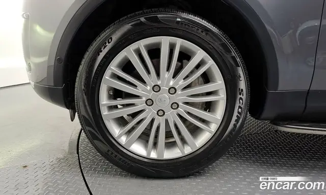 Land Rover Discovery 2019 3.0 автомат (гидро), миниатюра 5