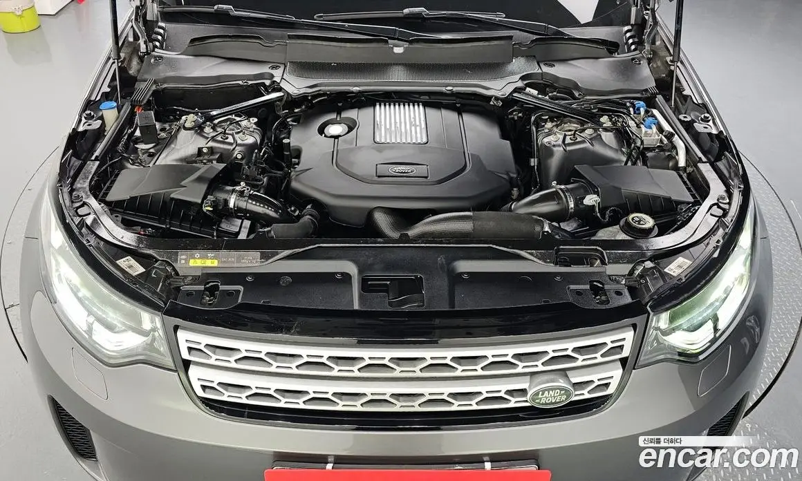 Land Rover Discovery 2019 3.0 автомат (гидро), фото 6