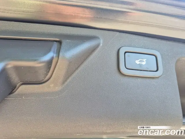 Land Rover Discovery Sport 2017 2.0 автомат (гидро), миниатюра 11 Land Rover Discovery Sport 2017 2.0 автомат (гидро), миниатюра 11