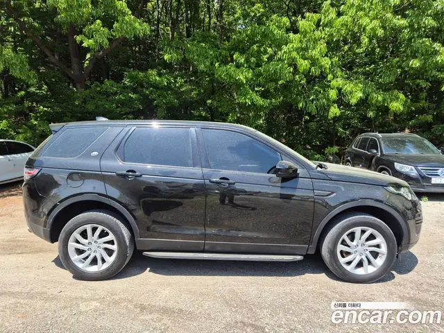 Land Rover Discovery Sport 2017 2.0 автомат (гидро), миниатюра 8 Land Rover Discovery Sport 2017 2.0 автомат (гидро), миниатюра 8