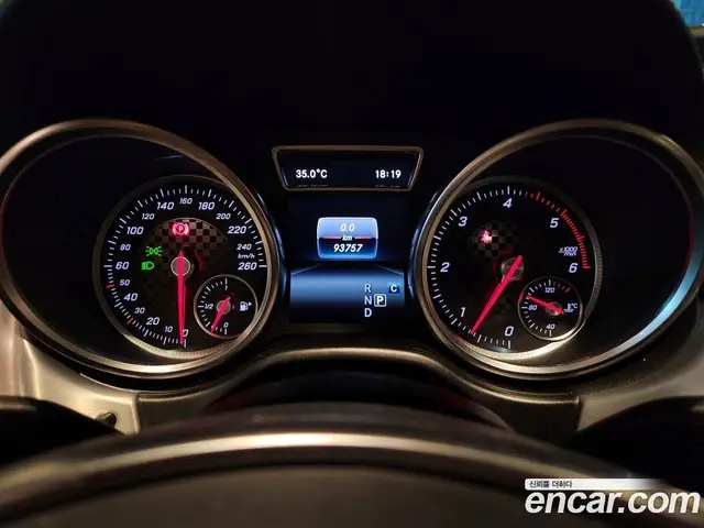 Mercedes-Benz GLE-Class 2017 3.0 автомат (гидро), миниатюра 5