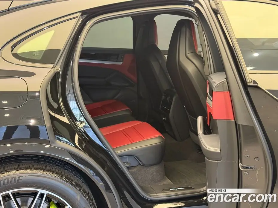 Porsche Cayenne 2025 3.0 автомат (гидро), фото 11