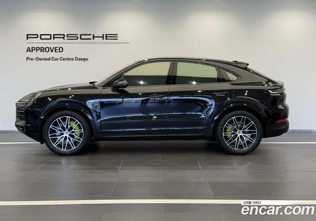 Porsche Cayenne 2025 3.0 автомат (гидро), миниатюра 3