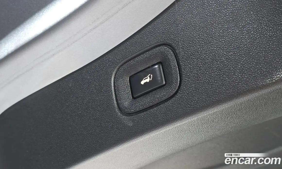 Renault (Samsung) QM6 2024 2.0 автомат (гидро), фото 16 Renault (Samsung) QM6 2024 2.0 автомат (гидро), фото 16