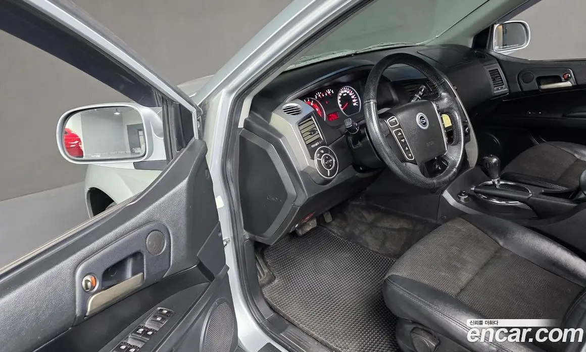 SsangYong Korando 2013 2.0 автомат (гидро), фото 12