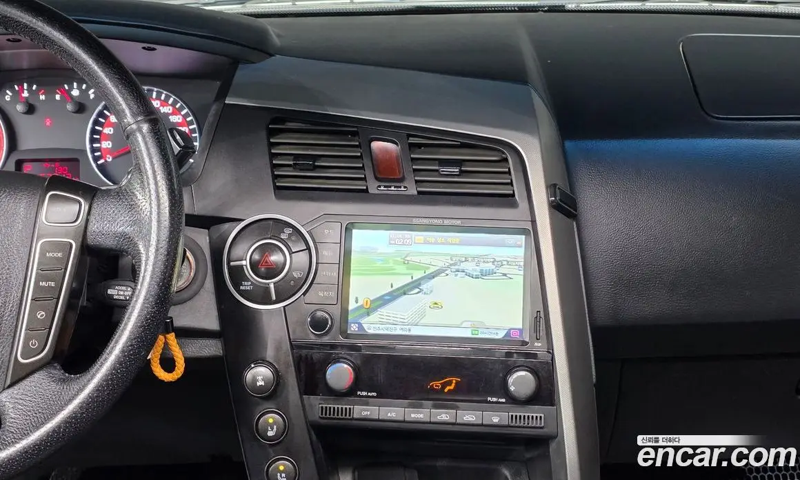 SsangYong Korando 2013 2.0 автомат (гидро), фото 16